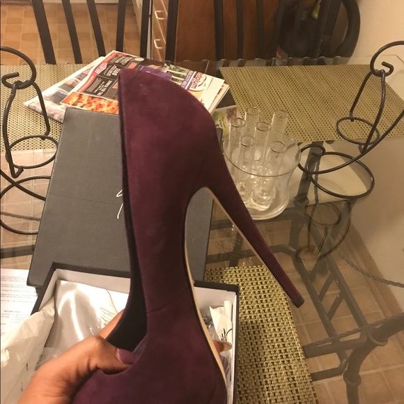 Brand New - Picture 3 of 4